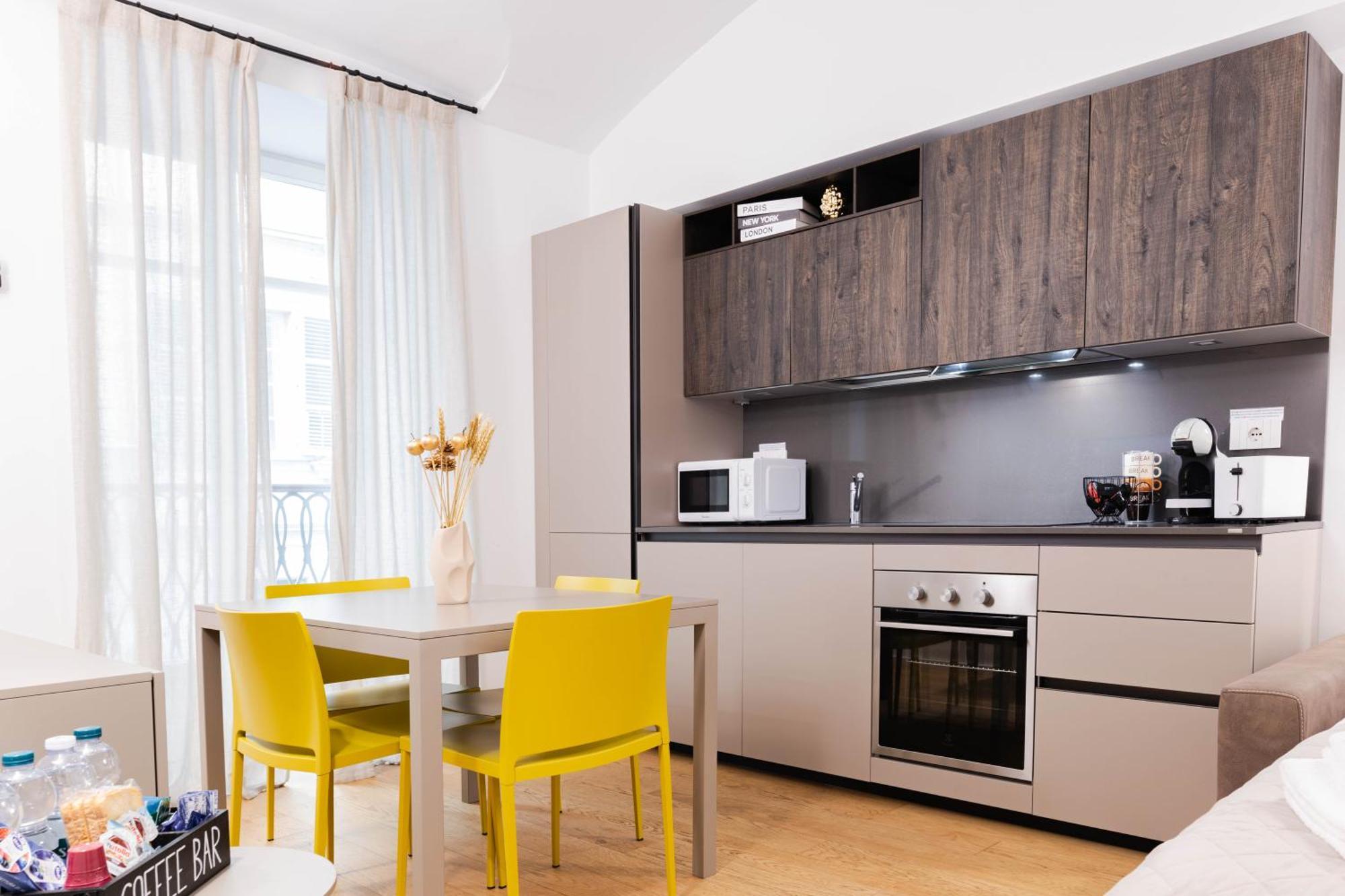 Alfieri 7 Luxury - Centro *